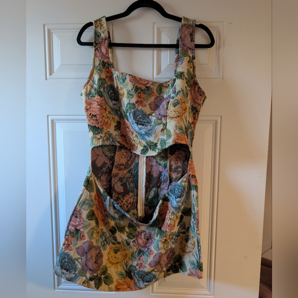 ✨5 For $50 PrettyLittleThing Multicolor Tapestry Dress‎ Size 14